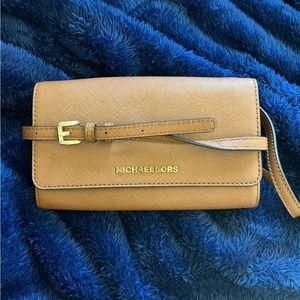 Micheal Kors Jet Set Charm Small Phone Crossbody